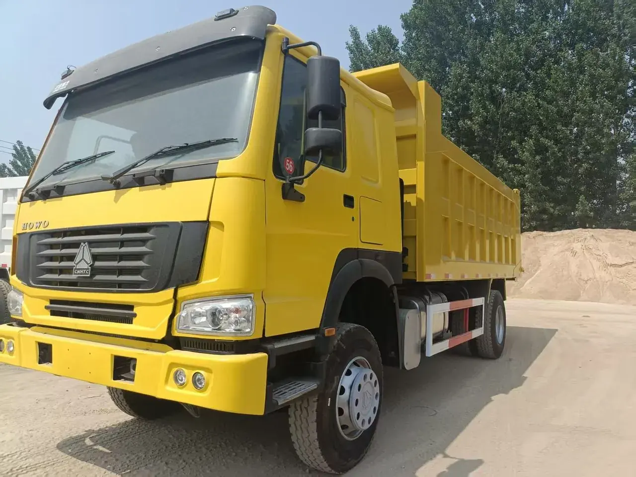 Sino Truck car rental fleet vehicle